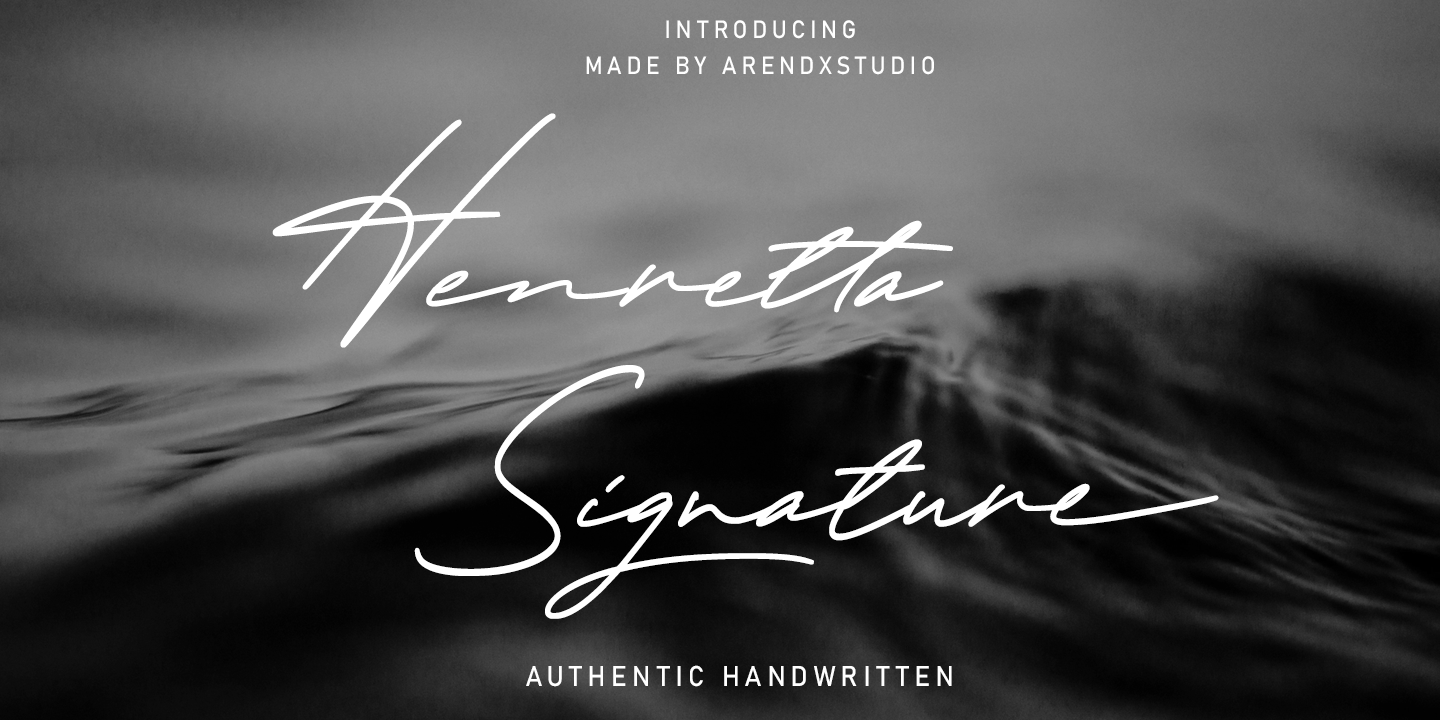 Ejemplo de fuente Henretta Signature